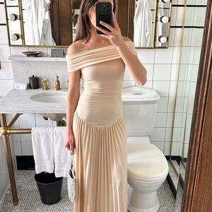 Field of Dreams Maxi Dress - Lioness